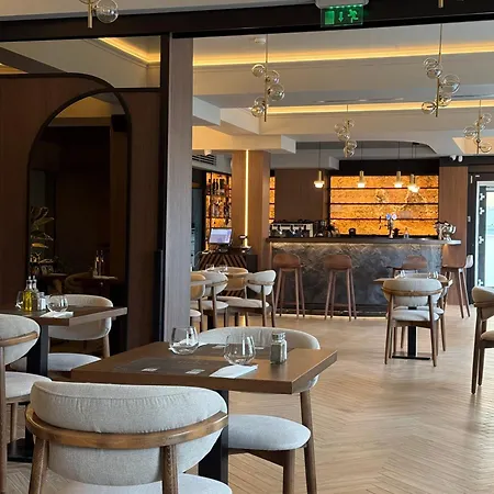 Hotell Casa La Fayette 3*