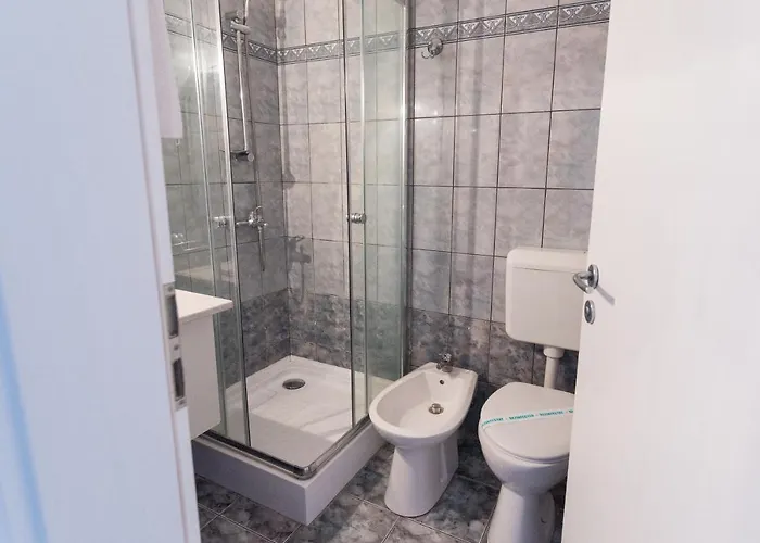 מלון Casa La Fayette 3*