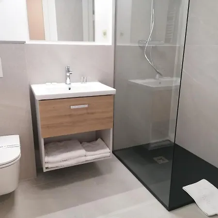 Casa La Fayette 3* تيميشورا