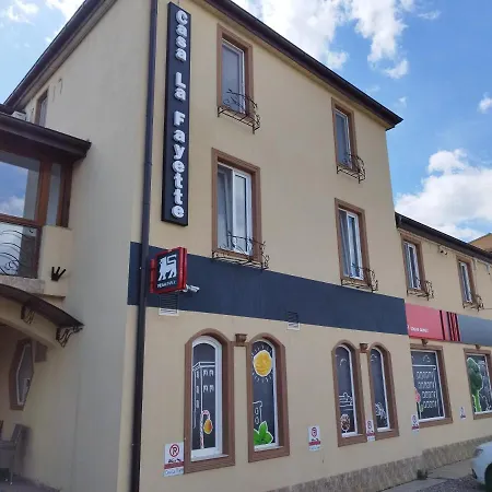 Casa La Fayette تيميشورا
