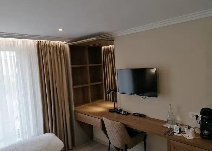 Casa La Fayette Hotel